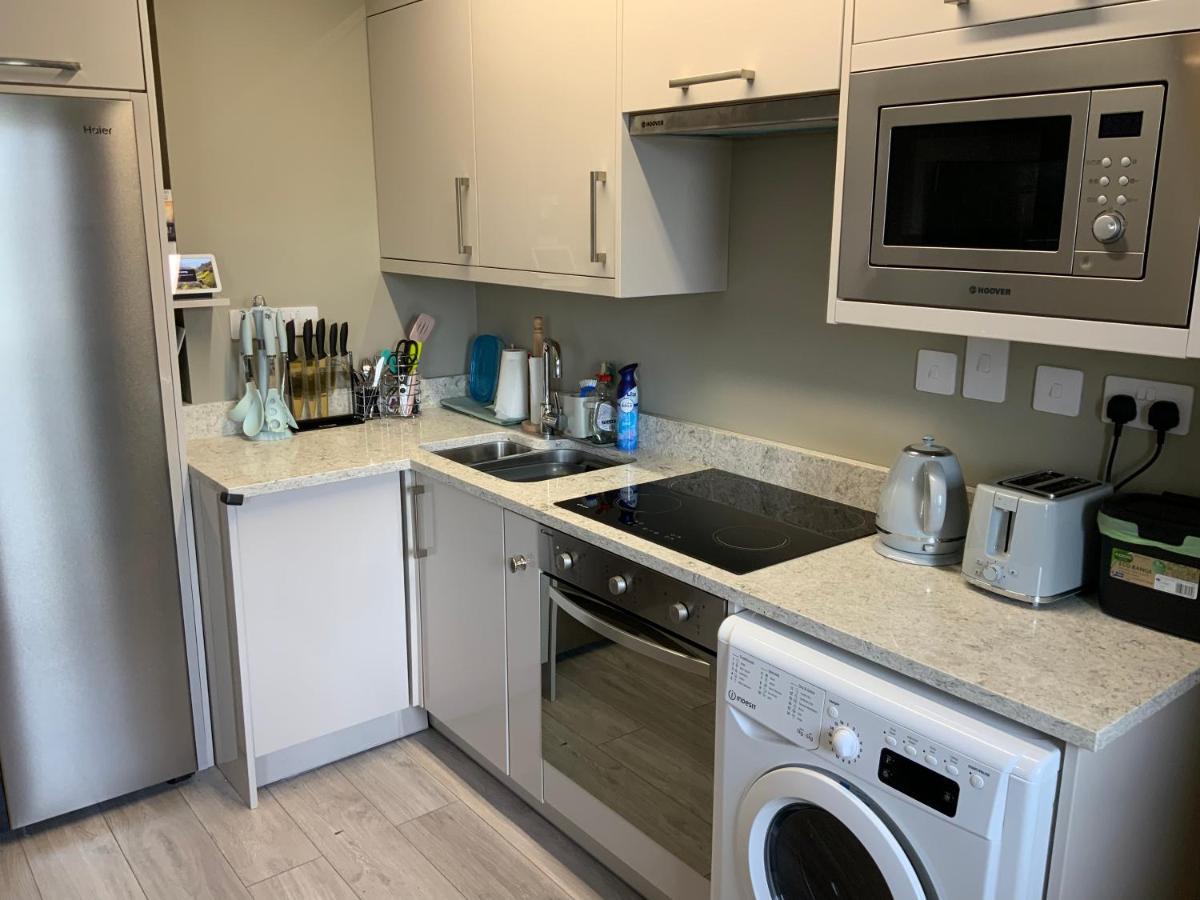 Small,Smart,Tidy 2 Bed Apartment Galway Buitenkant foto